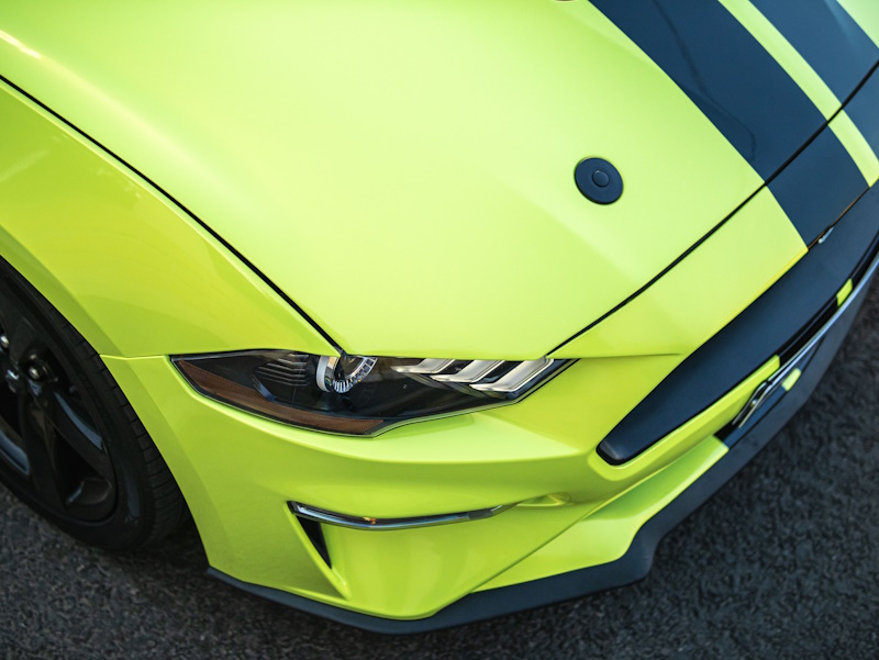 Оклейка цветным винилом